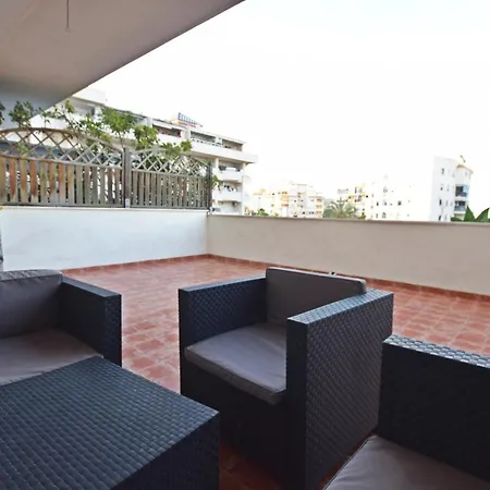 Montemayor Apartment *